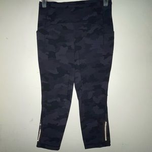 Lululemon, Camo capri leggings, size 10